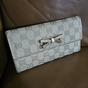 Gucci Gold Beige Monogram Leather Canvas Wallet
